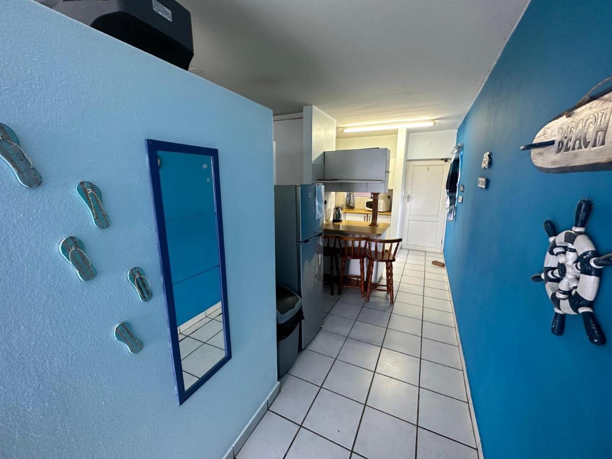 Uvongo Square 4 * Margate