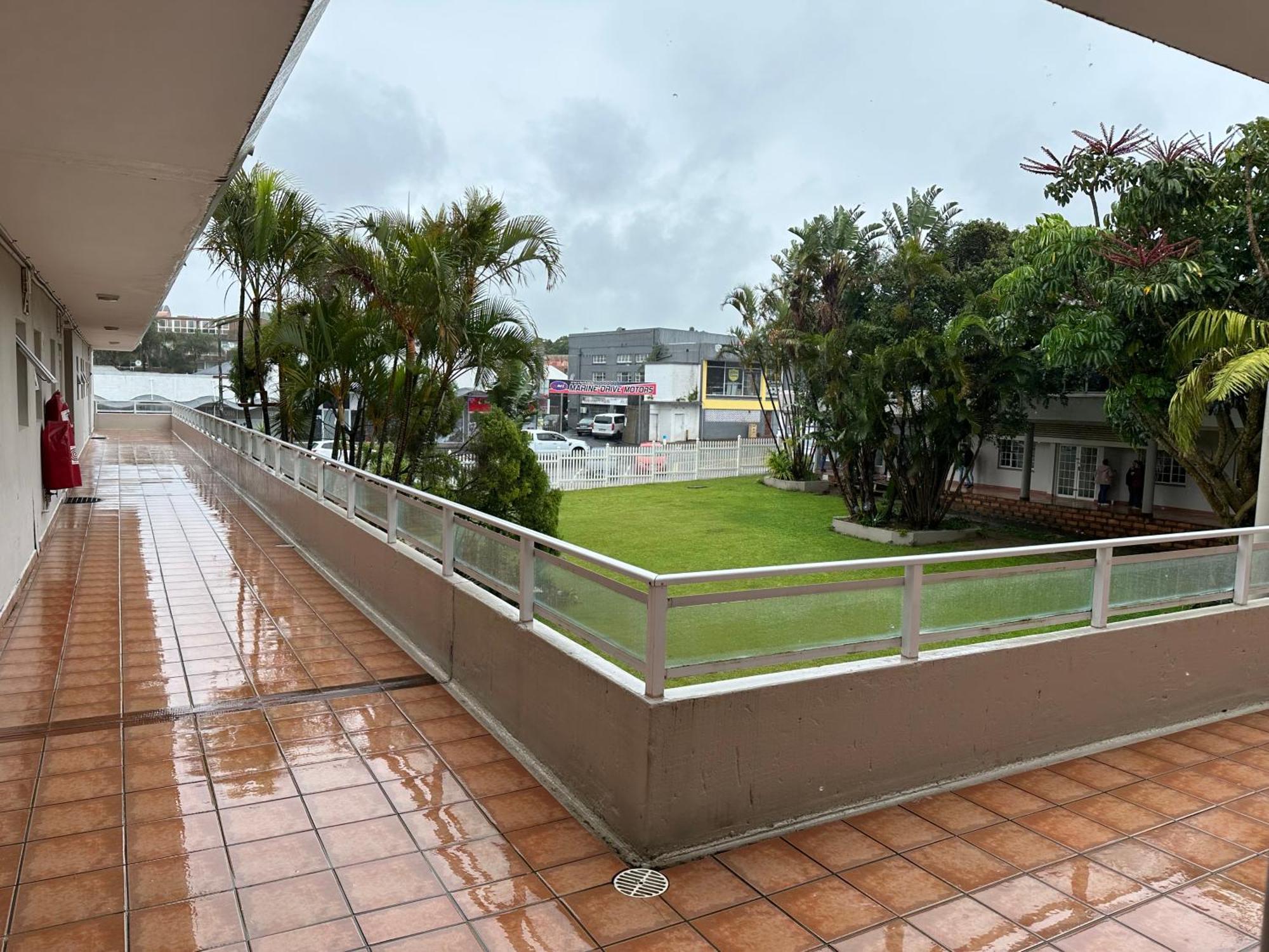 Uvongo Square 4 Margate